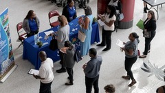 Job seekers giving up: Labor force participation rate falls to lowest in 50 years, outside of Covid era