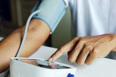 Cash Bribes Don't Help Lower High Blood Pressure, Study Finds