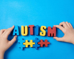 Doctors Frequently Miss Common Autism Symptom, Survey Reveals