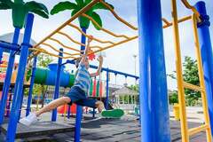 1 In 10 Kids Rarely Venture Outside To Play, Poll Finds